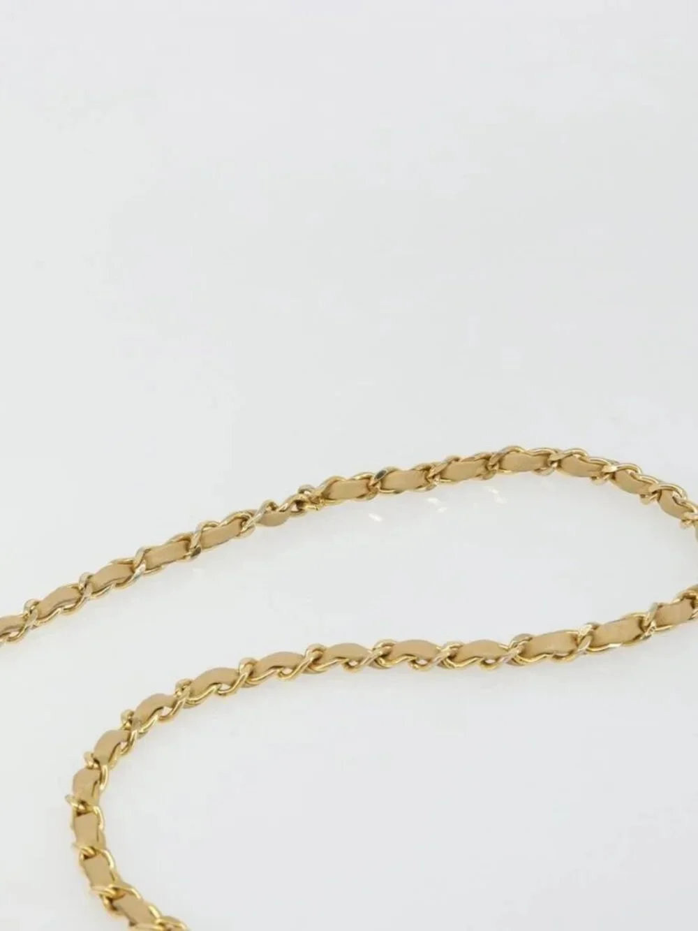 CHANEL Matelasse Chain Shoulder Bag Lamb Skin Beige Gold CC Auth 187257